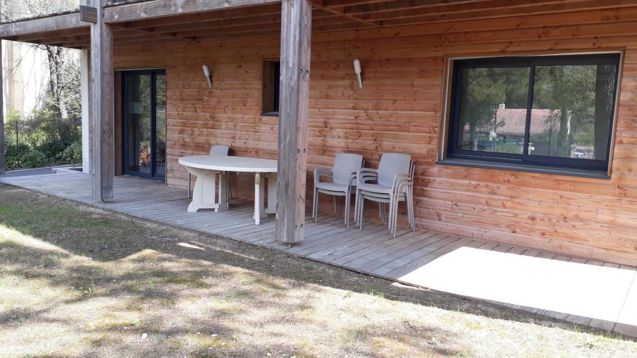 Rez-de-jardin Avec Vue Sur La Sainte Victoire Apartment *